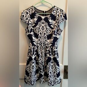 B. Darlin Navy & White Floral Dress Size 11/12